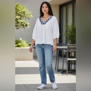 Velvet by Graham & Spencer white Top with Navy Embroidery